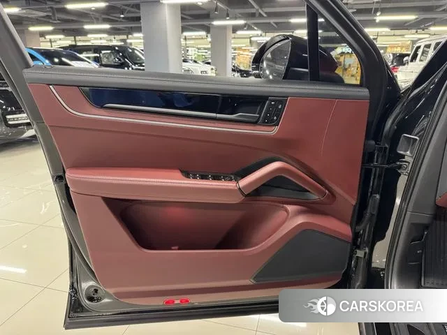 Porsche Cayenne (PO536) id 3649328 из Кореи 12