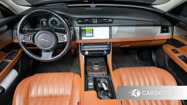 Jaguar XF (X260) id 3233890 из Кореи 17