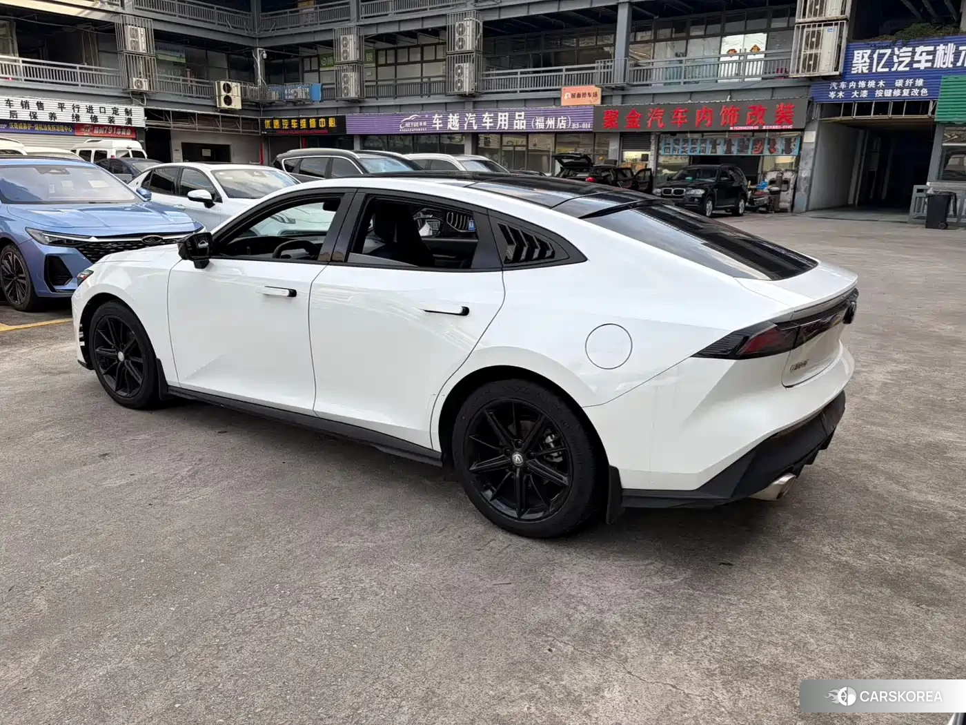 Chang'an UNI-V id 4512975 из Китая 10