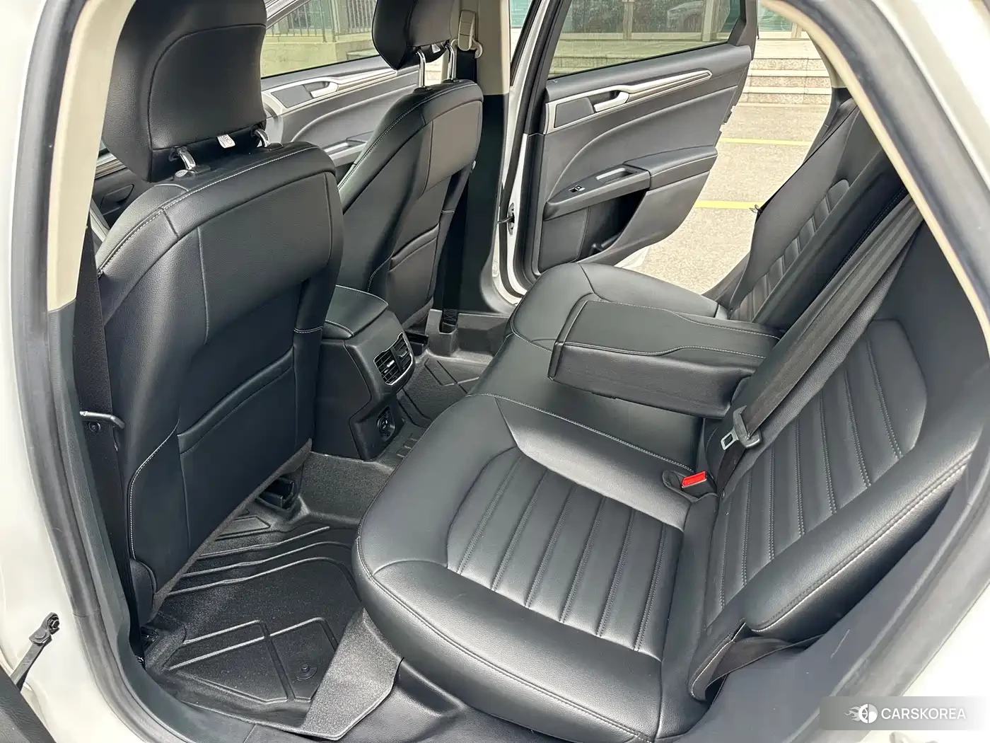 Ford Mondeo id 4545605 из Китая 7