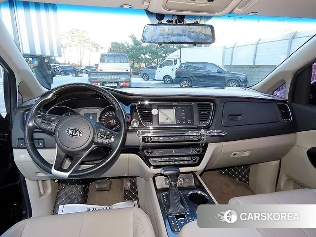 Kia The New Carnival id 3687423 из Кореи 17