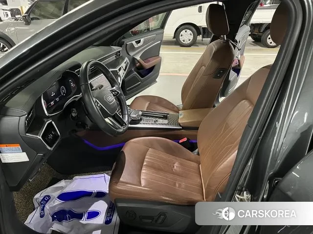 Audi A6 (C8) id 3708477 из Кореи 17