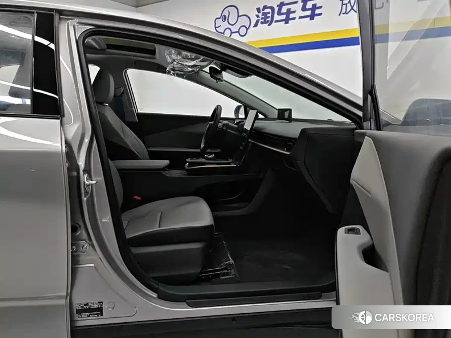 Toyota bZ3 id 4681158 из Китая 14