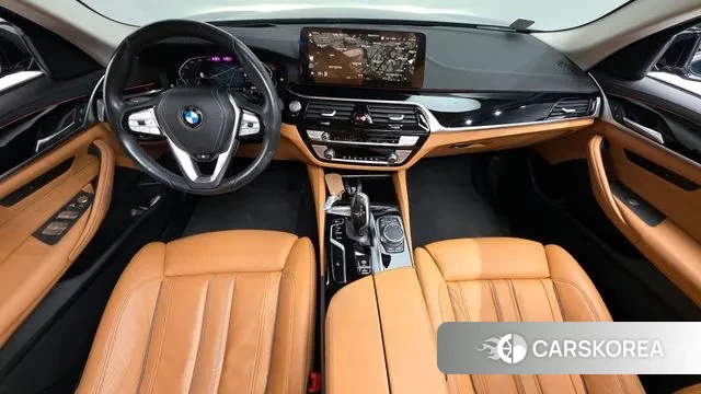 BMW 5 Series (G30) id 3630230 из Кореи 17