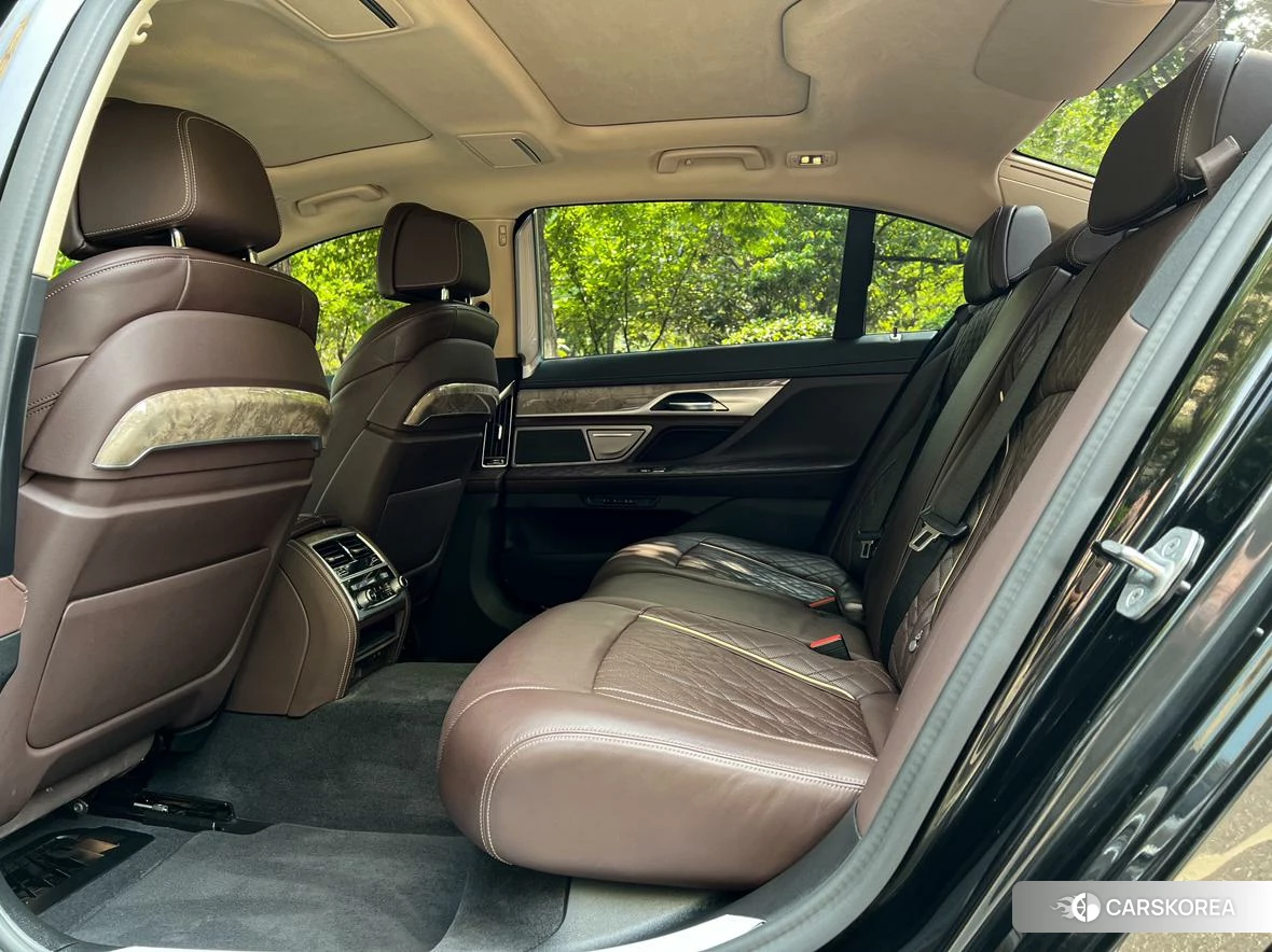 BMW 7 series id 4515046 из Китая 23