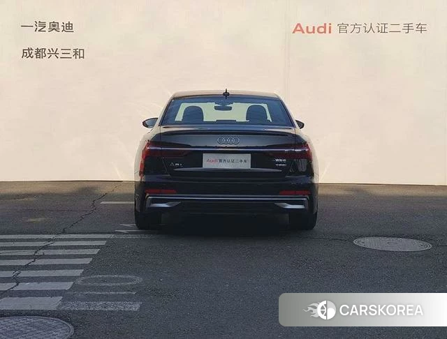 Audi A6L id 4215757 из Китая 14