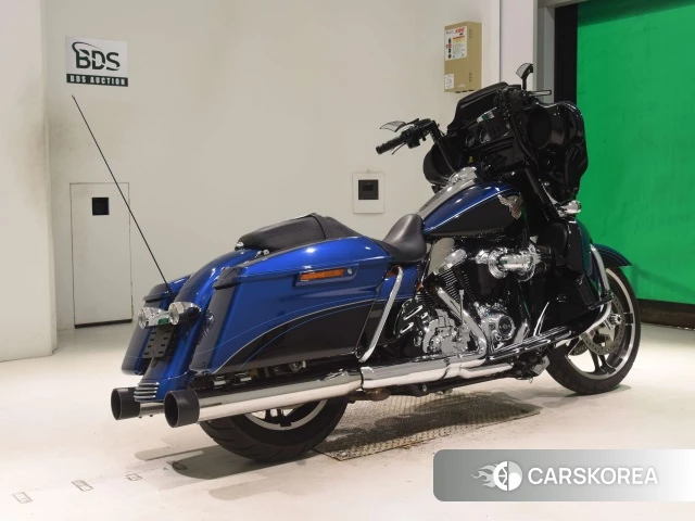 Проданный Harley-Davidson Street Glide FLHX1750 id 4297210 из Японии, фото 8