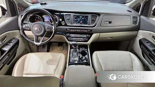 Kia All New Carnival id 3265368 из Кореи 17