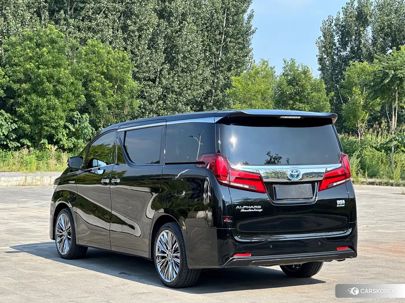 Toyota Elfa id 4679885 из Китая 12