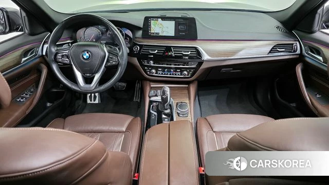 BMW 5 Series (G30) id 3943051 из Кореи 17