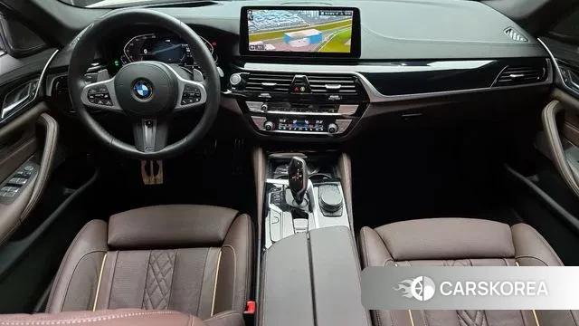 BMW 5 Series (G30) id 3036685 из Кореи 17