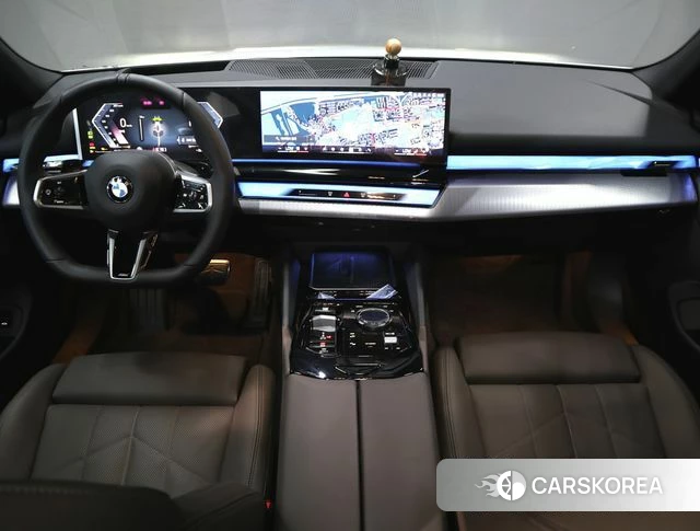 BMW 5 Series (G60) id 4617344 из Кореи 17