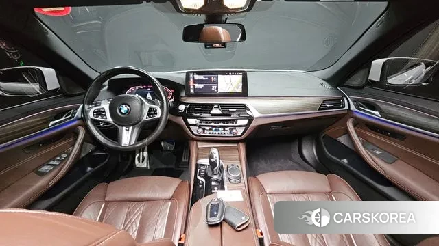 BMW 5 Series (G30) id 3626125 из Кореи 17