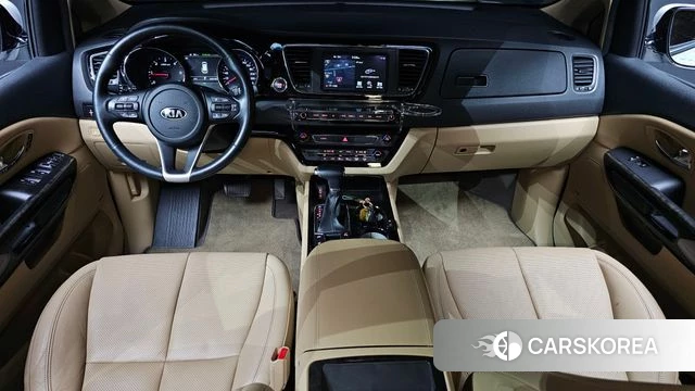 Kia The New Carnival id 3942906 из Кореи 17