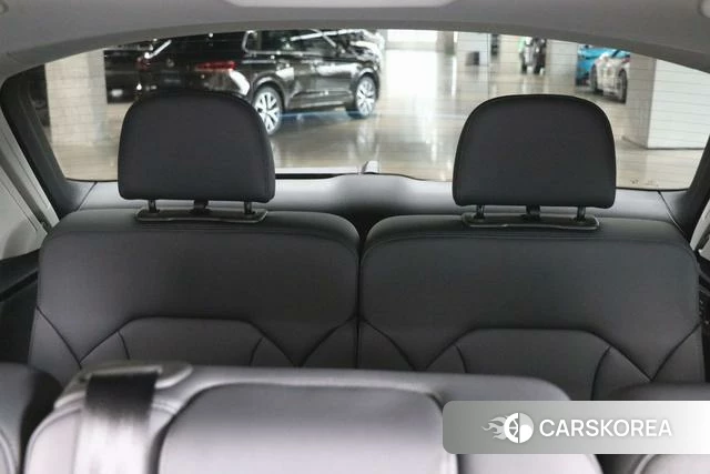 Audi Q7 id 4271921 из Китая 31
