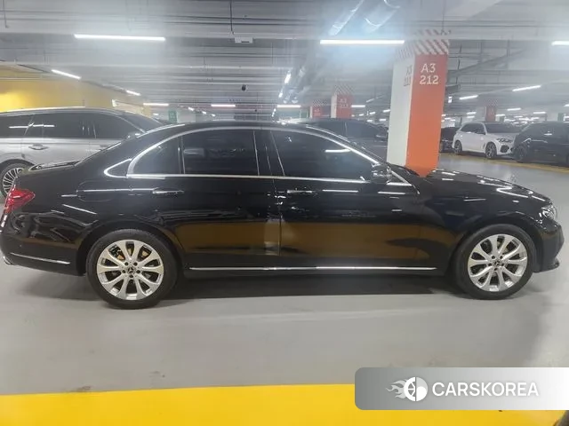 Mercedes-Benz E-Class W213 id 3656397 из Кореи 16