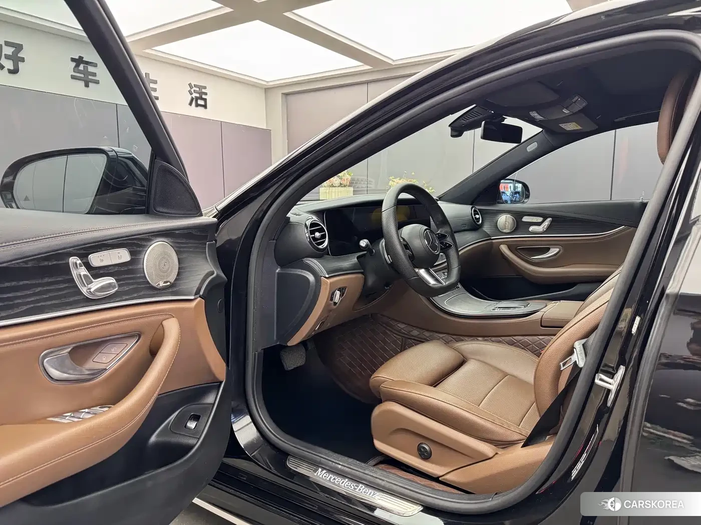 Mercedes-Benz E-Class id 4559594 из Китая 11