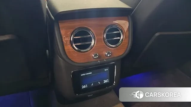 Bentley Bentayga id 3415303 из Кореи 8