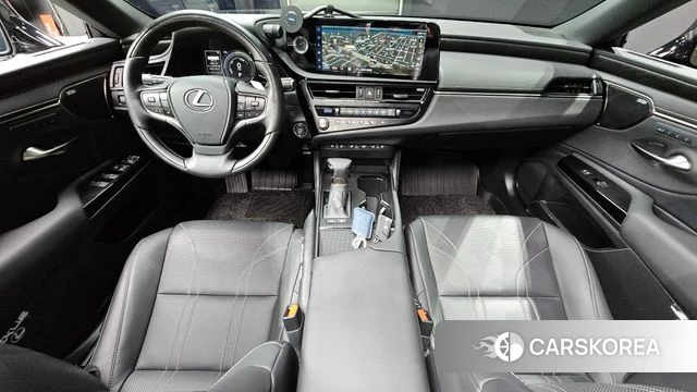 Lexus ES300h 7th generation id 4185928 из Кореи 29