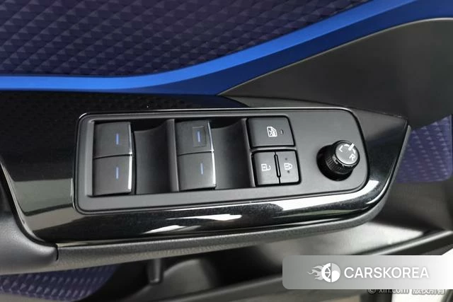 Toyota C-HR id 4321262 из Китая 21