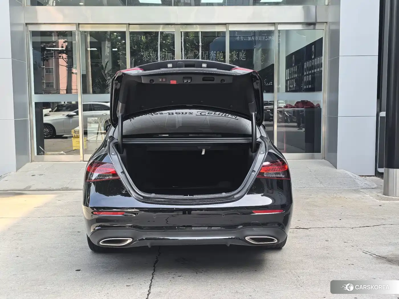 Mercedes-Benz E-Class id 4622303 из Китая 17