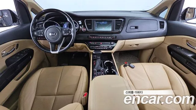 Kia The New Carnival id 2710342 из Кореи 17