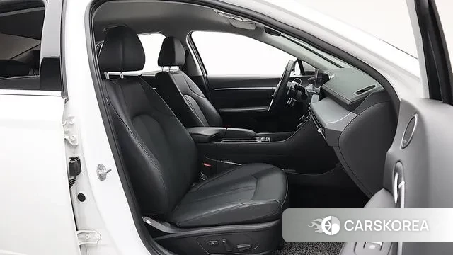 Hyundai Sonata D Edge (DN8) id 3327804 из Кореи 17