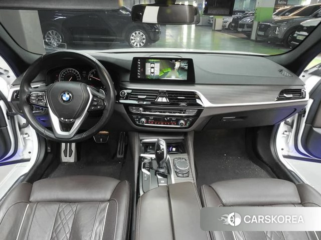 BMW 5 Series (G30) id 4363521 из Кореи 17
