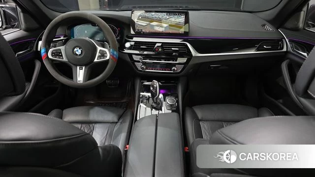 BMW 5 Series (G30) id 4395759 из Кореи 27