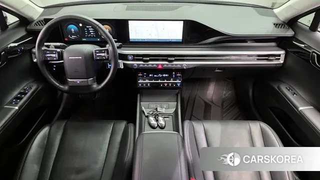 Hyundai Grandeur (GN7) id 3619742 из Кореи 17