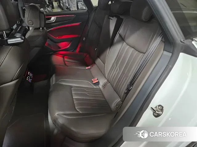 Audi A7 (4K) id 3226216 из Кореи 17