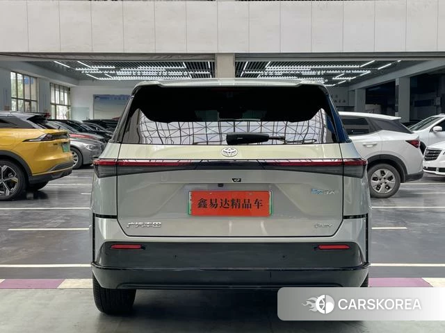 Toyota Platinum Wisdom 3X id 4257464 из Китая 15
