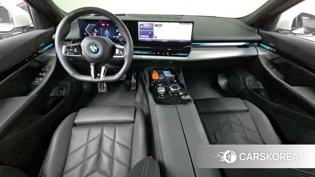 BMW 5 Series (G60) id 3415497 из Кореи 17