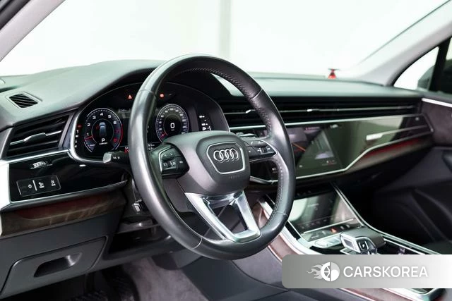 Audi Q7 id 4210252 из Китая 25
