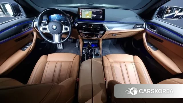 BMW 5 Series (G30) id 3394550 из Кореи 17