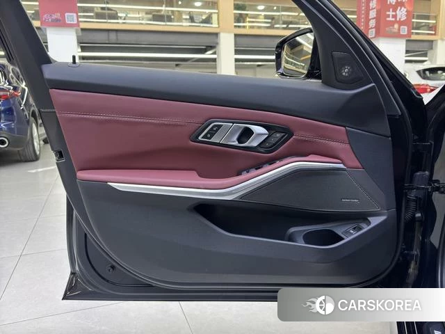 BMW 3 series id 4368347 из Китая 12