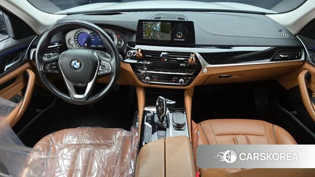 BMW 5 Series (G30) id 4339839 из Кореи 17