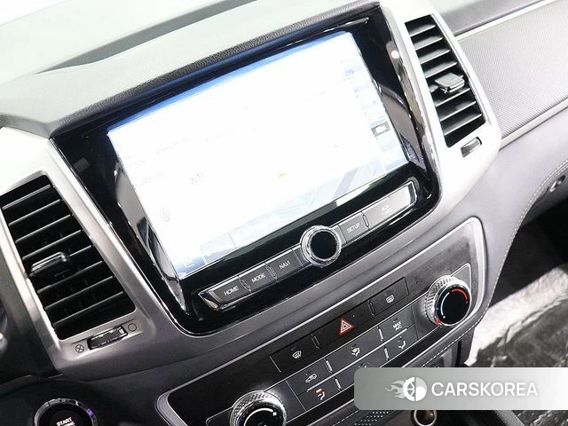 Ssangyong Rexton Sports Cannes id 3861227 из Кореи 17