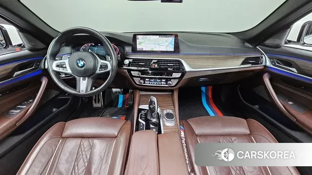 BMW 5 Series (G30) id 3493949 из Кореи 17