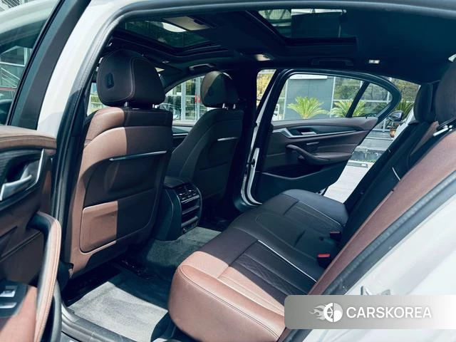 BMW 5 series PHEV id 4265791 из Китая 13