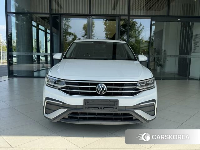 Volkswagen Tiguan L id 4259702 из Китая 7