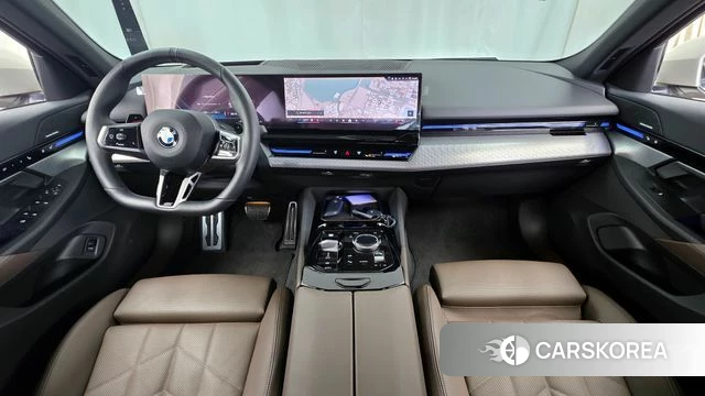 BMW 5 Series (G60) id 4248784 из Кореи 28