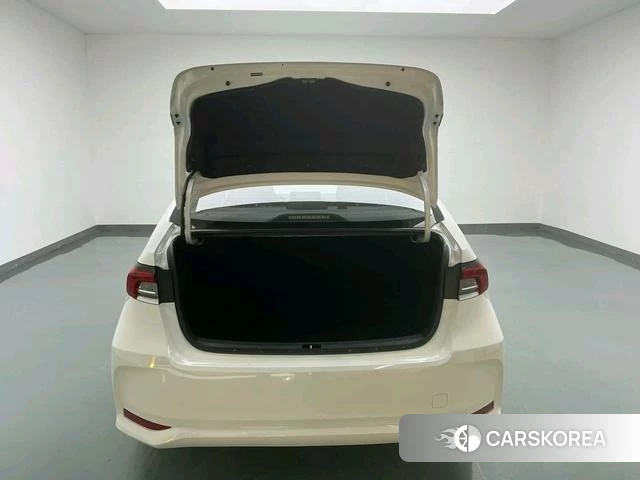 Toyota Corolla id 4276400 из Китая 17