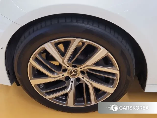 Mercedes-Benz E-Class W214 id 3499089 из Кореи 17