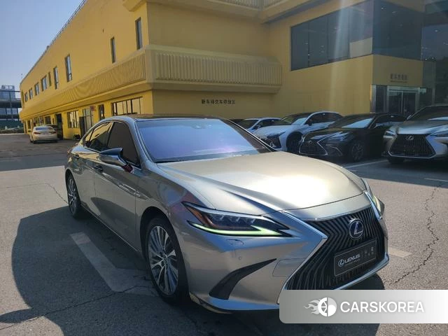 Lexus ES id 4241648 из Китая 9