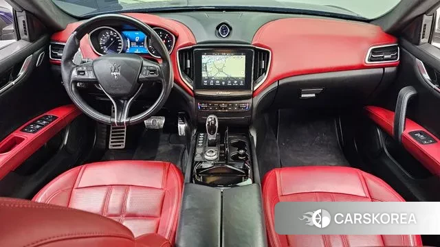 Maserati Ghibli id 3474732 из Кореи 17