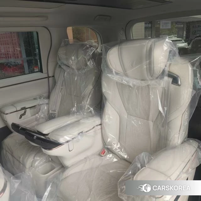 Lexus LM id 4275883 из Китая 14