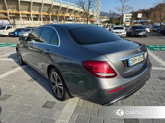 Mercedes-Benz E-Class W213 id 3885679 из Кореи 14