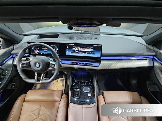 BMW 5 Series (G60) id 4669873 из Кореи 17