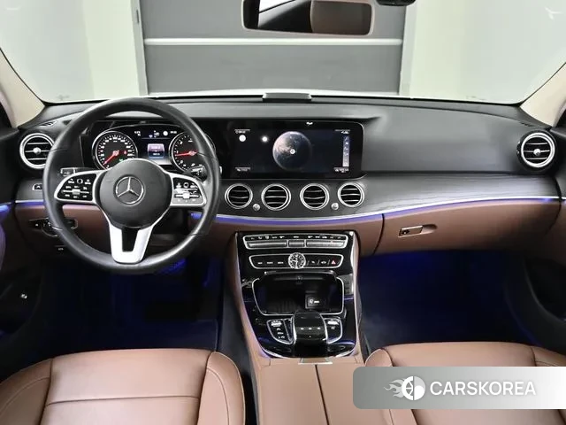 Mercedes-Benz E-Class W213 id 3686860 из Кореи 17